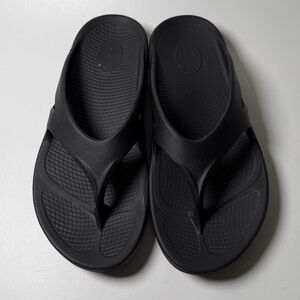 Oofos Ooriginal Recovery Sandals - sz 44